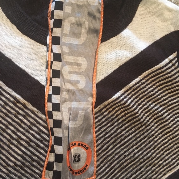 ▪️L.A.M.B.▪️Geometric Chevron Stripe Sweater - Picture 2 of 2